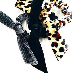 3 Velvet Bow-Tie Scrunchies